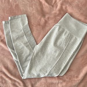 Gray fabletics leggings